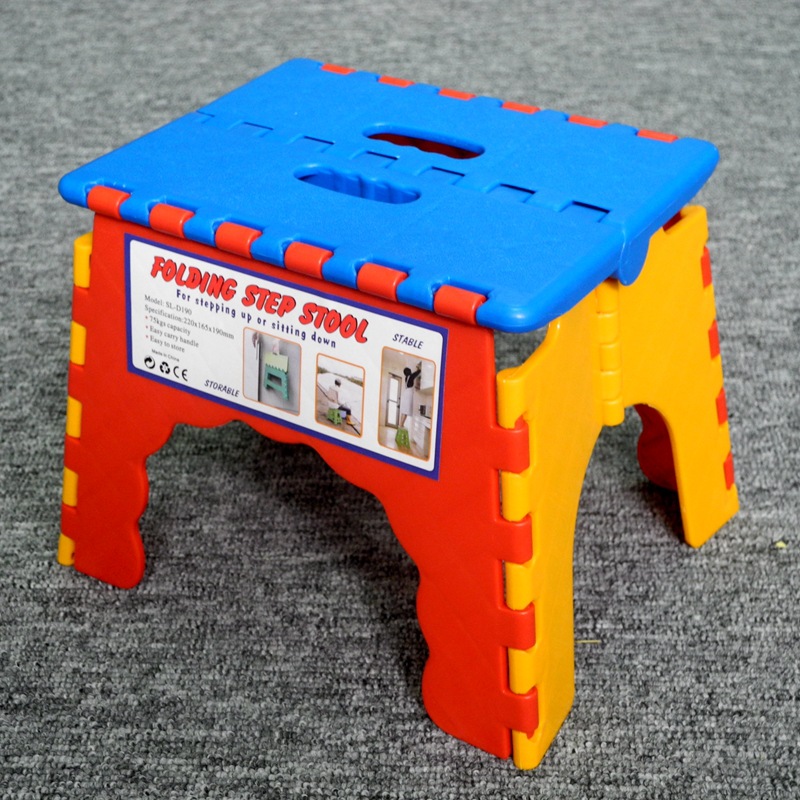 Manufacturers supply D190 color children's outdoor hand to increase quality thickening 19cm plastic folding stool