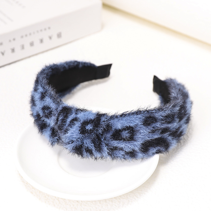 Retro Small Fragrant  Mink Hair Leopard Polka Dot Middle Twisted Headband display picture 10