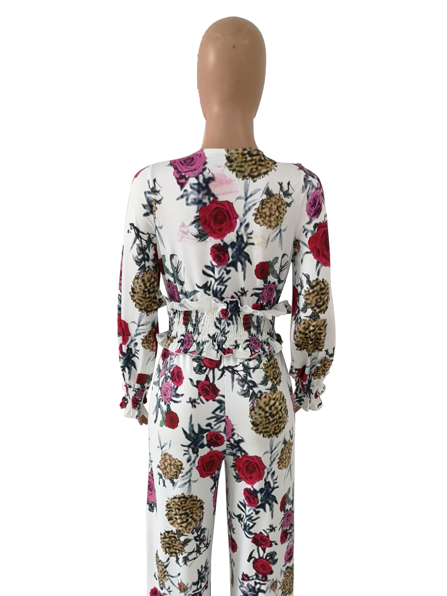 Costume femme en Lait de soie - Ref 3333980 Image 14