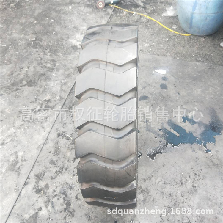 现货供应工程轮胎10.00-16装载机S型花纹轮胎铲车E3花纹1000-16