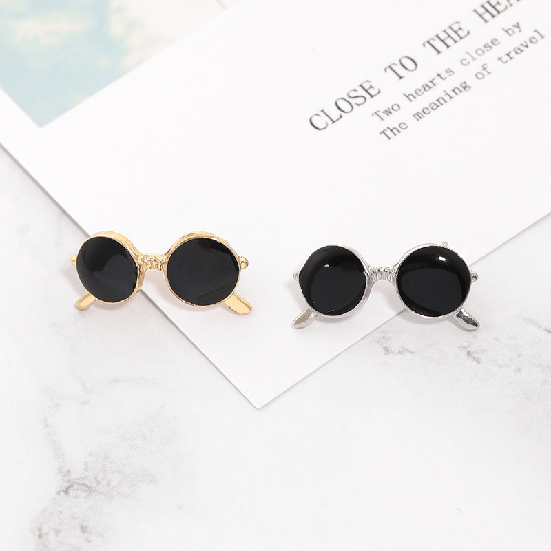 New Korean Fashion Creative Glasses Sunglasses Frame Pin Brooch Wholesale display picture 17