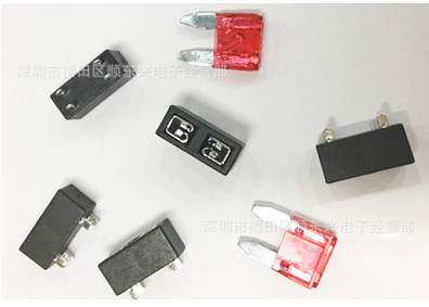 汽车插片保险丝  小型保险片盒 PCB面板安装