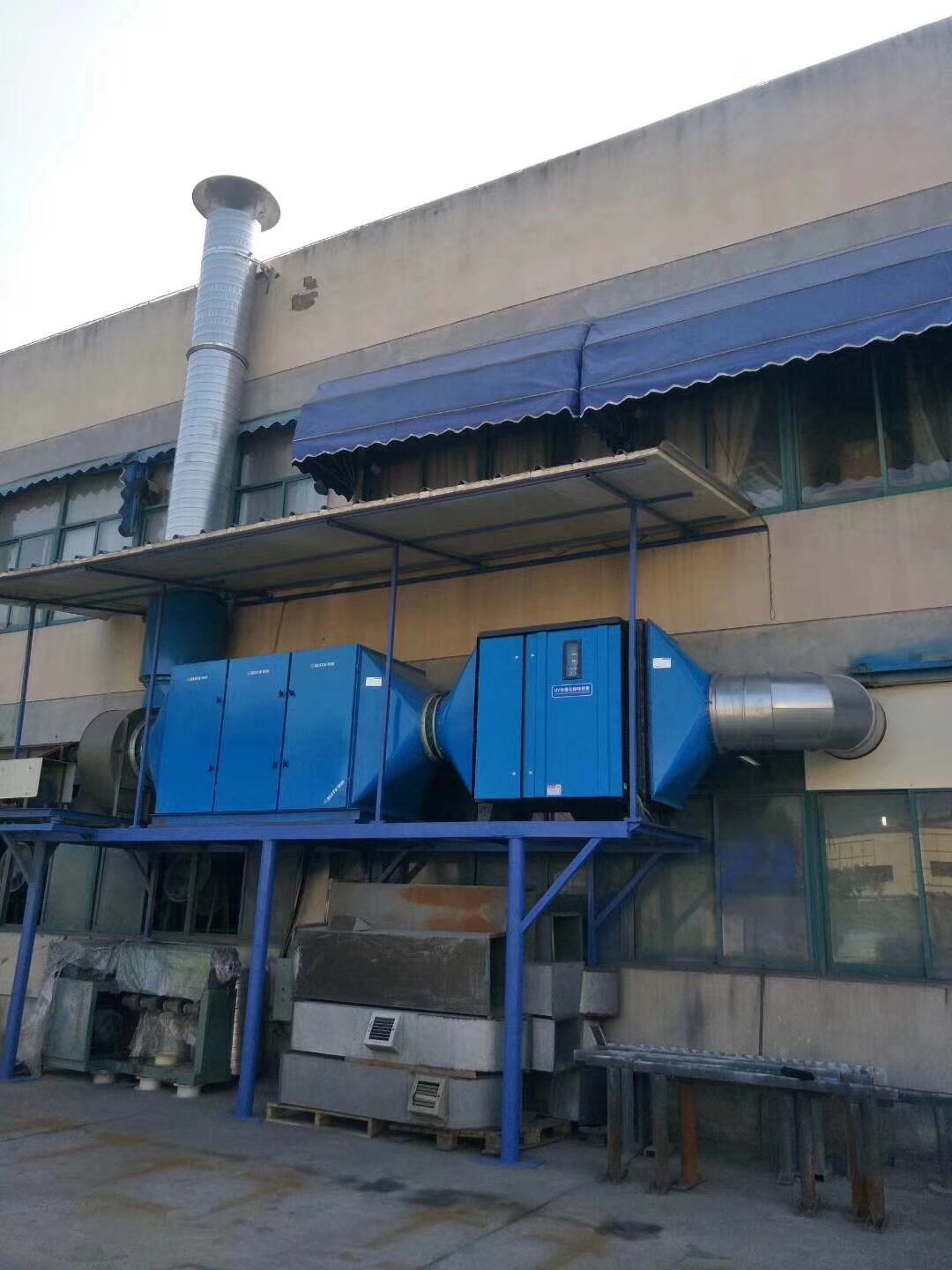 浙江喷漆房漆雾废气净化设备，活性炭废气净化器，光氧催化设备