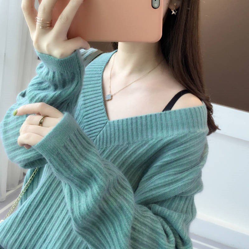 Wholesale autumn and winter new sets of V-colored women's bottoming shirt 2021 Korean version of loose lazy long-sleeved sweater