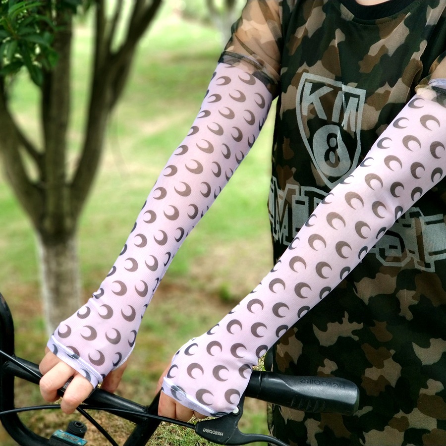 보라색 검은 달