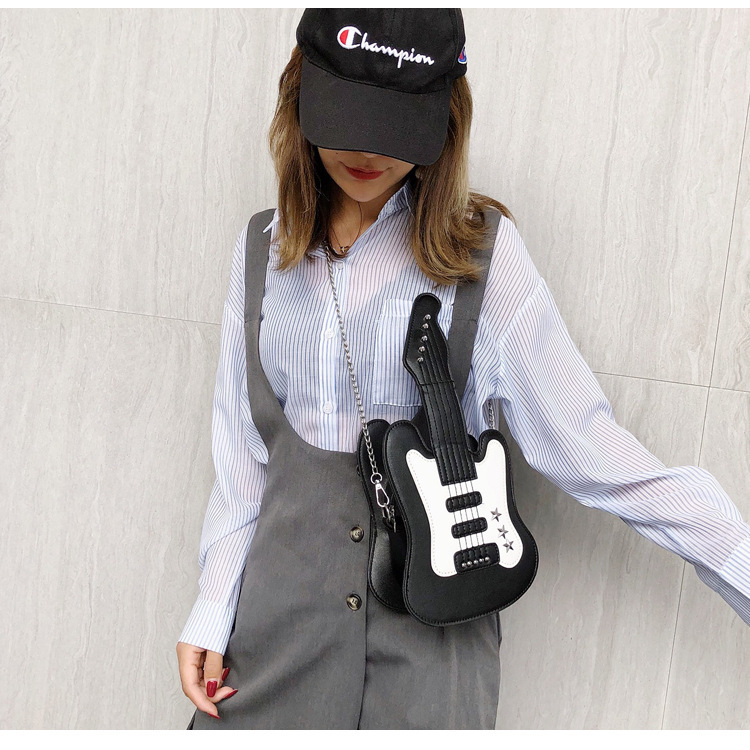 Borsa commercio estero nuova borsa a tracolla per chitarra simpatico cartone animato tendenza creativa borsa a tracolla a catena borsa da donna in colore contrastante personalità_voghion.com