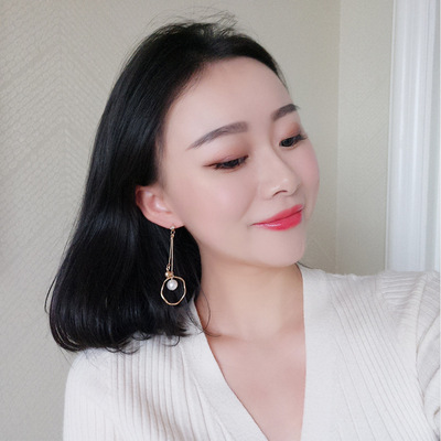 新款韩国东大门ins潮女简约气质百搭网红不对称长款珍珠耳环耳饰