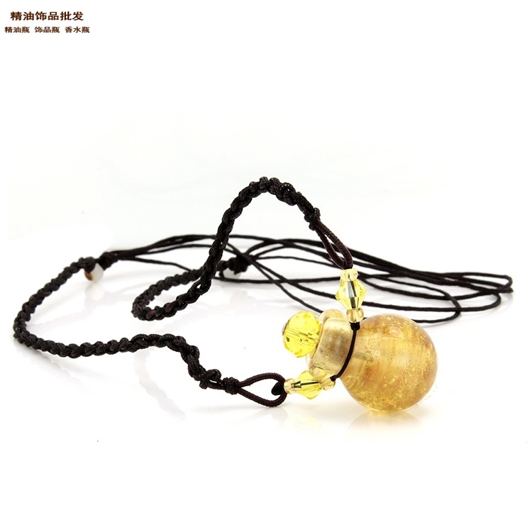 中国精油饰品网金黄色球形金莎瓶妞妞绳项链9.jpg