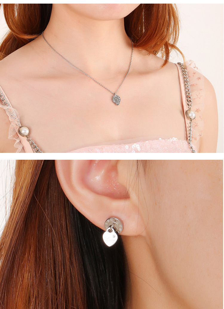 Fashion Style Fashion Heart 18K Gold Plated Titanium Steel Wholesale
