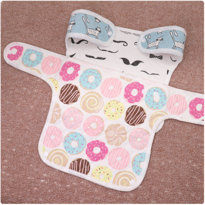 双面图案胸前背带口水巾AB卡通针织棉口水巾绗缝吸水防脏背带围嘴