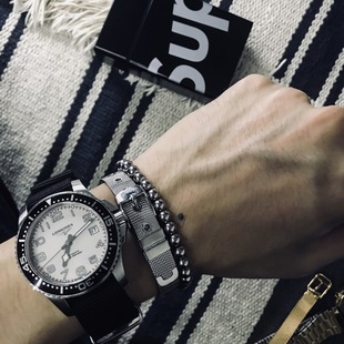 ���s���D�\����朕r�Ђ����18K��ins�A���֭h��Ů��H�����ִ�