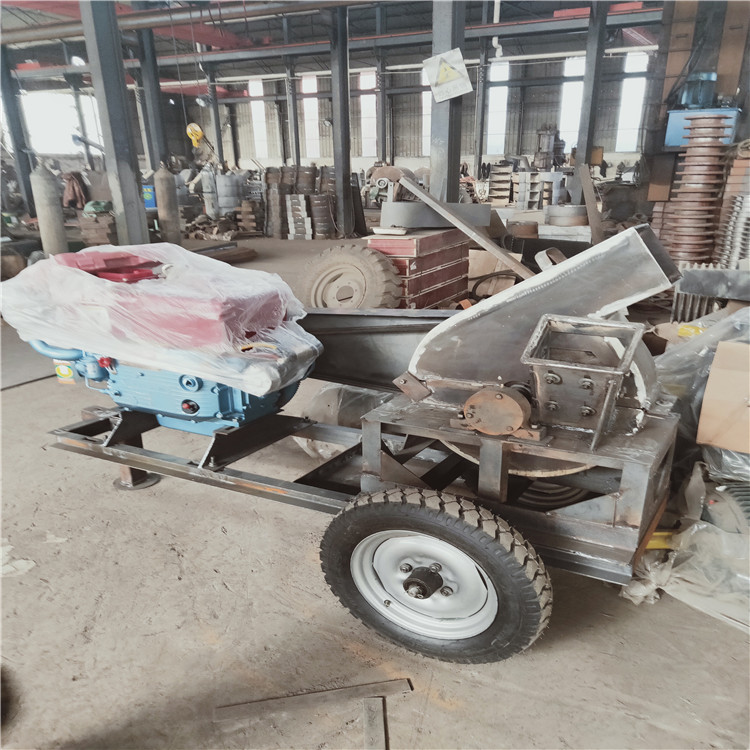 供应600型碎木机 竹子毛竹削片机 移动柴油式削片机