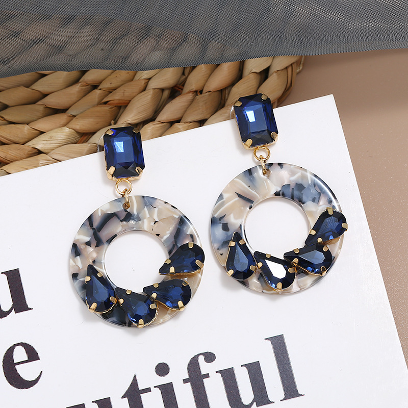 Geometric Earrings Temperament Fashion Diamond Earrings Wholesales Fashion display picture 8