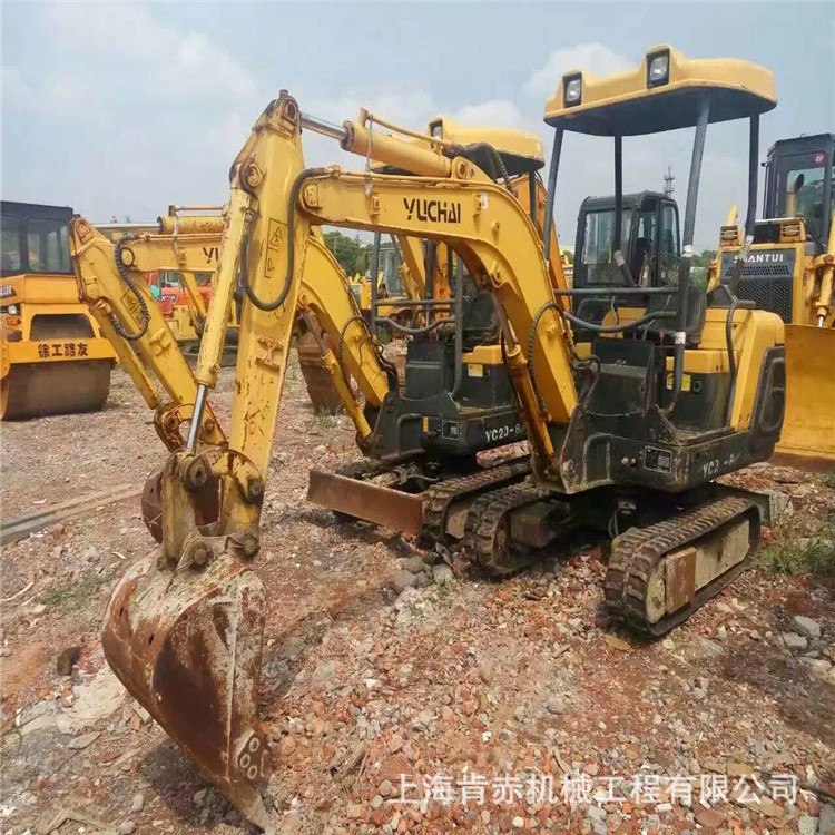 优质玉柴13,18,20挖掘机出售，免费送货