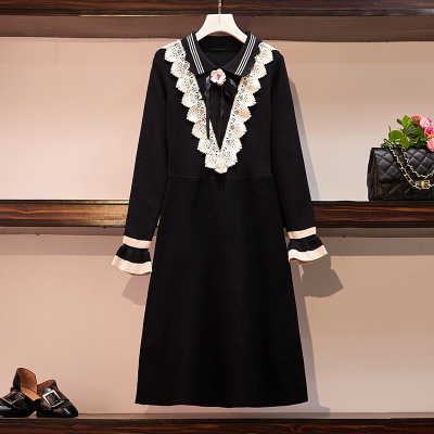 大码女装胖mm200斤秋冬翻领蕾丝花边针织连衣裙胖妹妹减龄毛衣裙