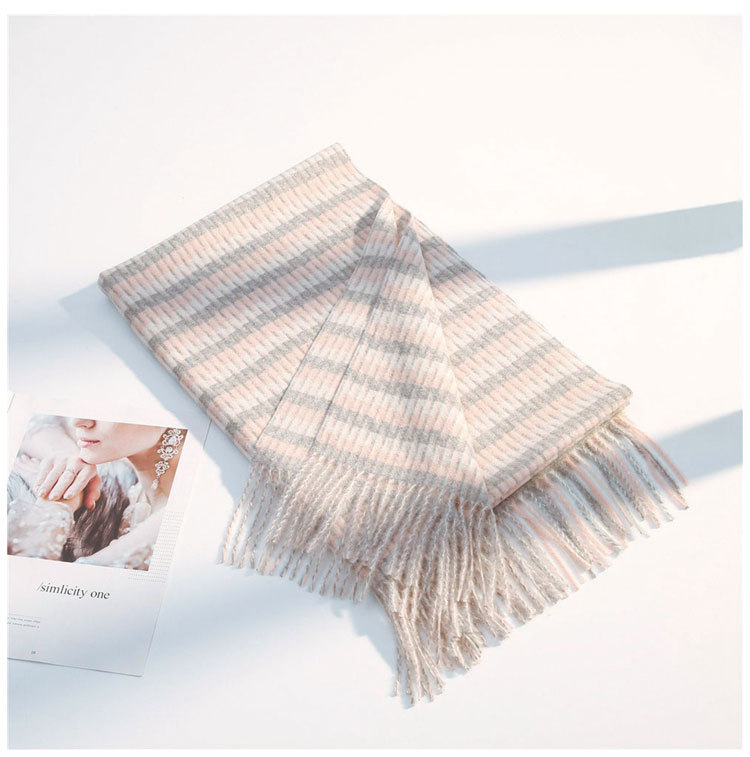 Small Houndstooth Scarf Female Winter Long Imitation Wool Fringed Scarf display picture 3