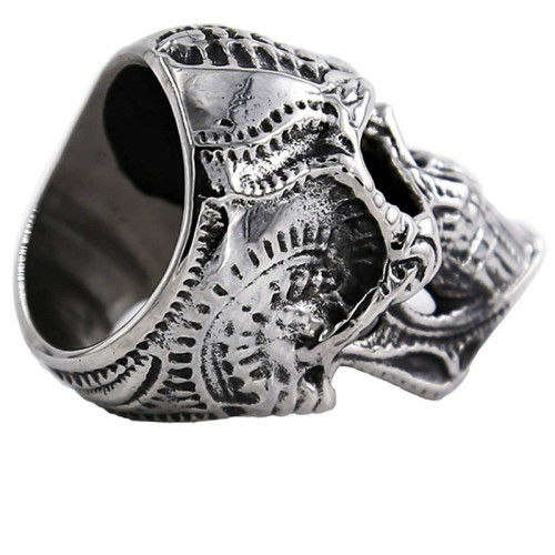 Euro-American alien skull design—perfect for biker enthusiasts, this bold stainless steel-inspired punk-style avant-garde men's skull ring exudes edgy charisma.