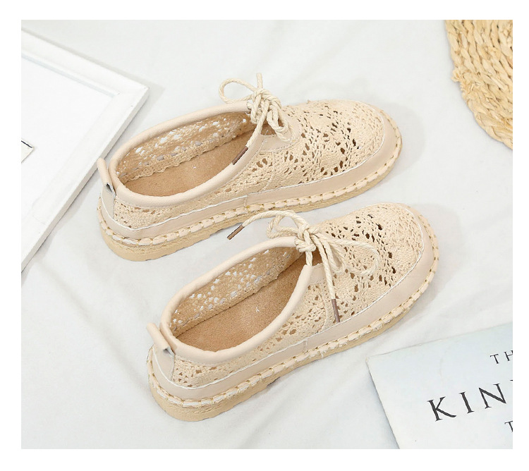 Hollow round-toe flat shoes 4