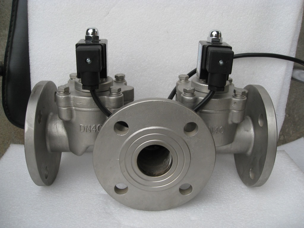 厂家供应两位三通一进一出 二进一出 一进二出电磁阀 三通电磁阀