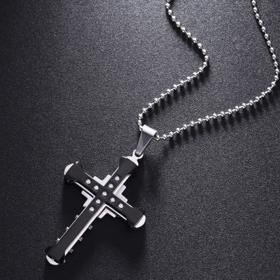 Dark Knight Korean Cross Necklace with Diamonds for Men's Titanium Steel Pendant_voghion.com