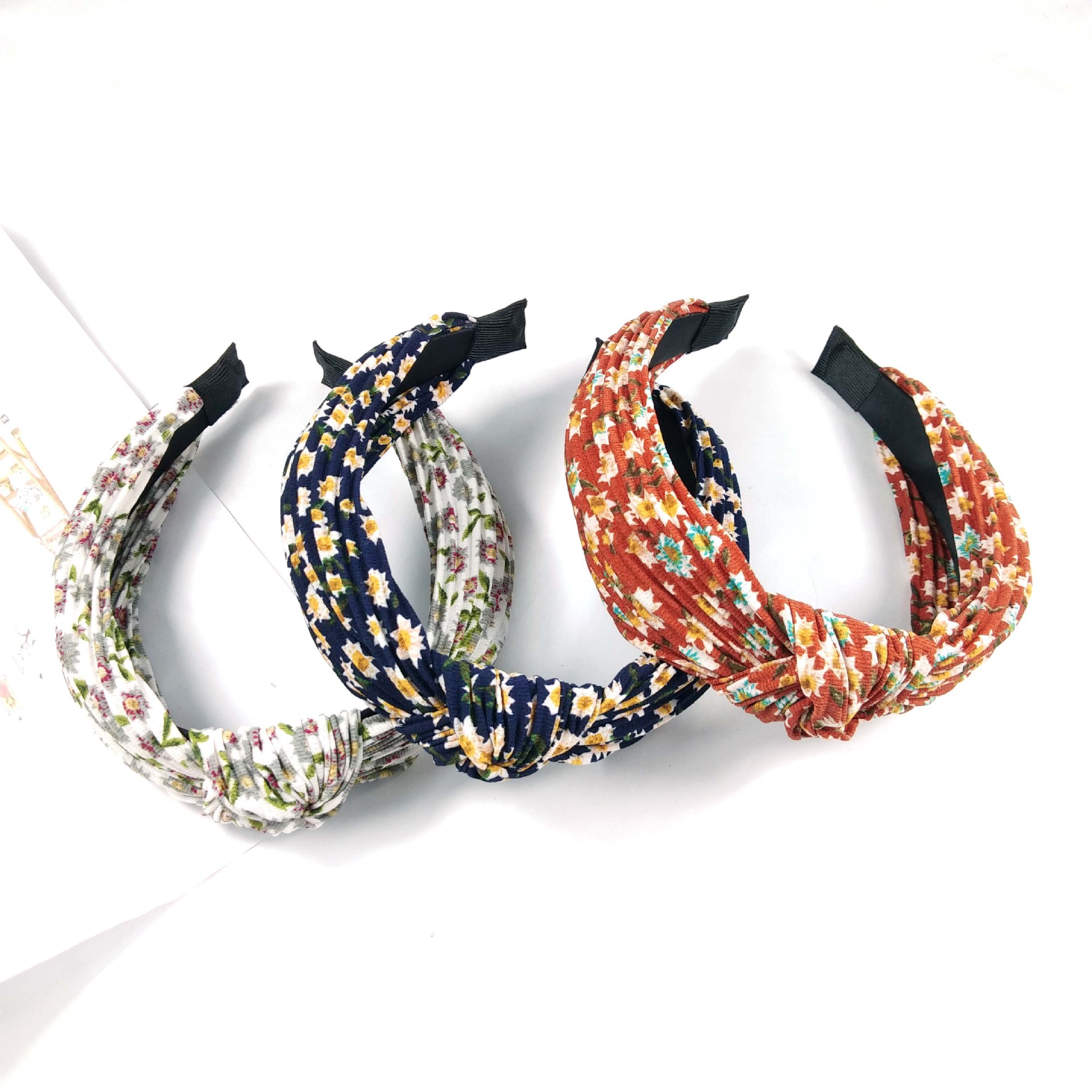 Explosions Wide-brimmed Pleated Knotted Headband High-end Fabric Small Floral Pressure Hairpin Carson Crimped Headband Wholesale Nihaojewelry display picture 5