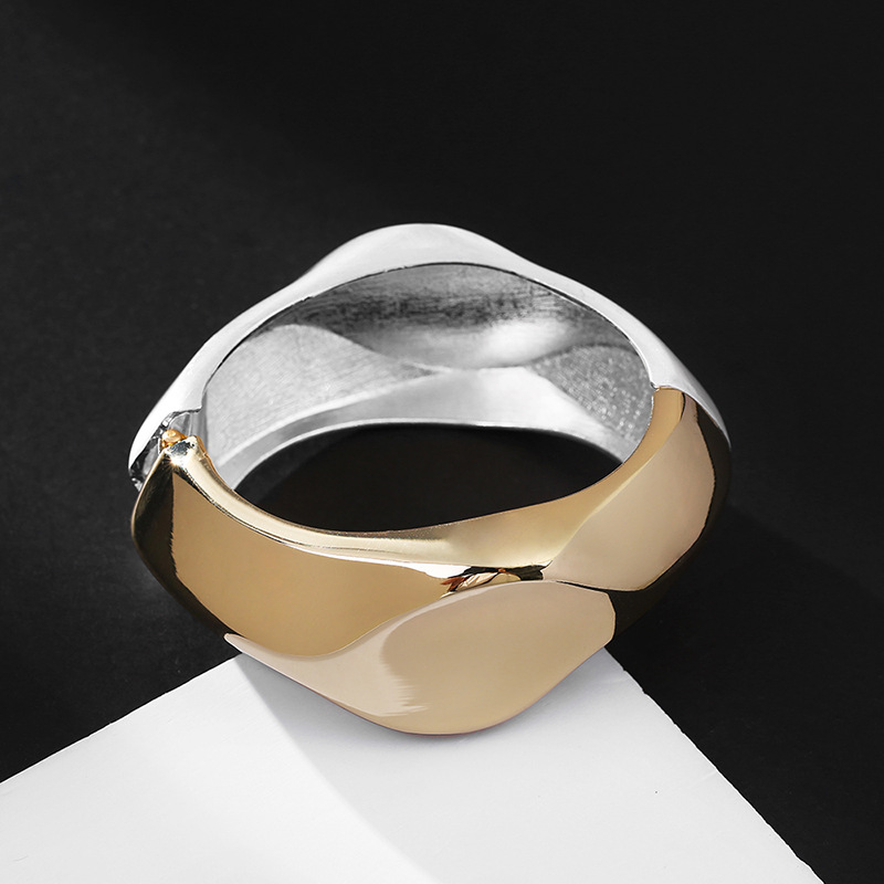 creative alloy open bracelet