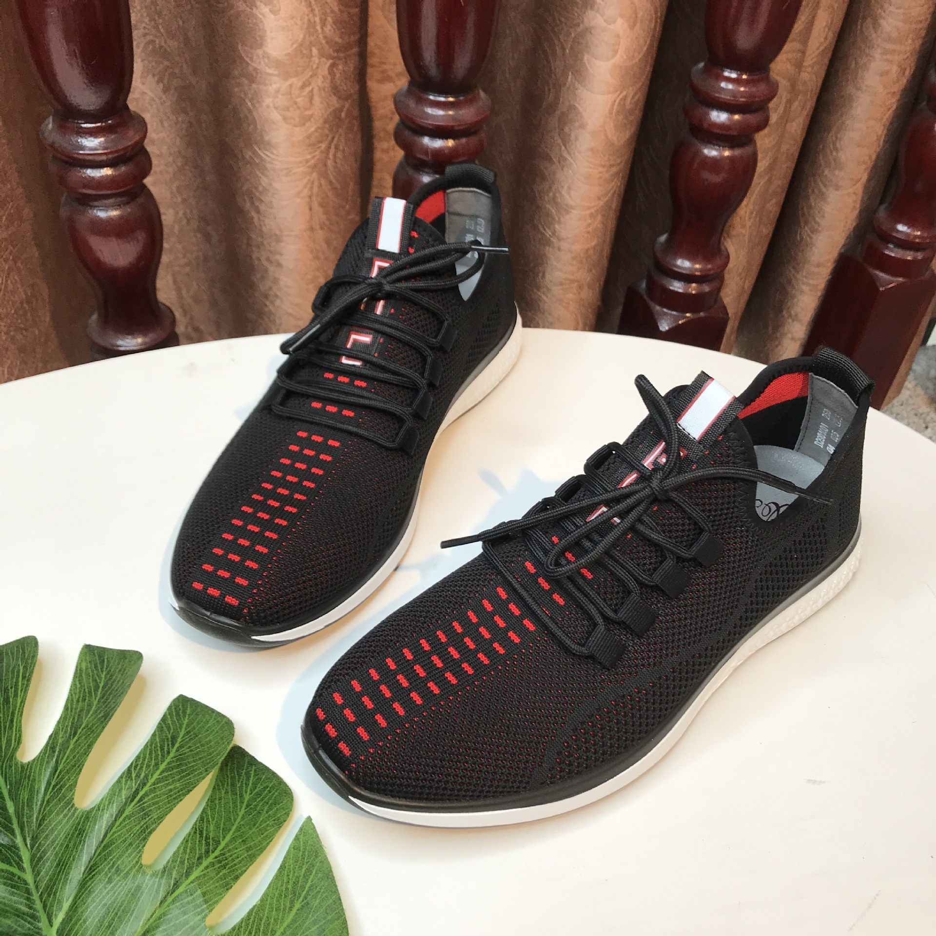 Men's casual spring and summer new flying woven breathable running coconut travel shoes, trendy shoes_voghion.com