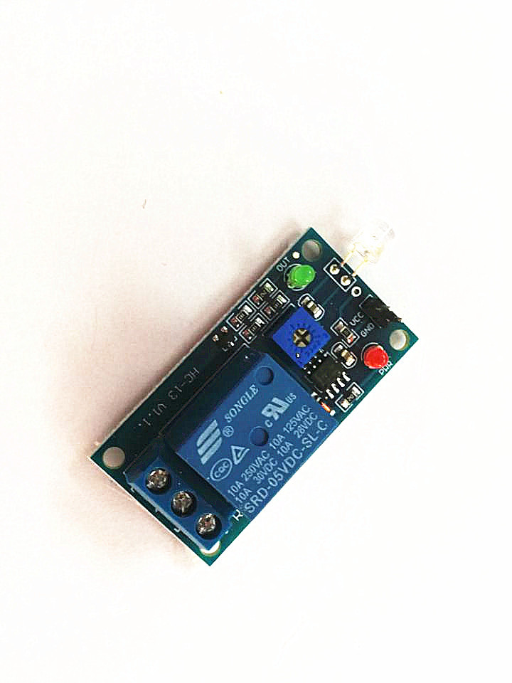 5V光敏二极管模块 继电器模块 光控开关 光线检测 光敏传感器