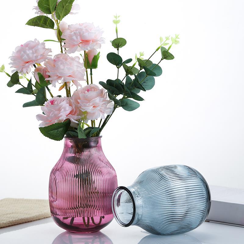 European-style retro vertical pattern transparent glass vase living room TV cabinet decoration glass vase crafts factory wholesale