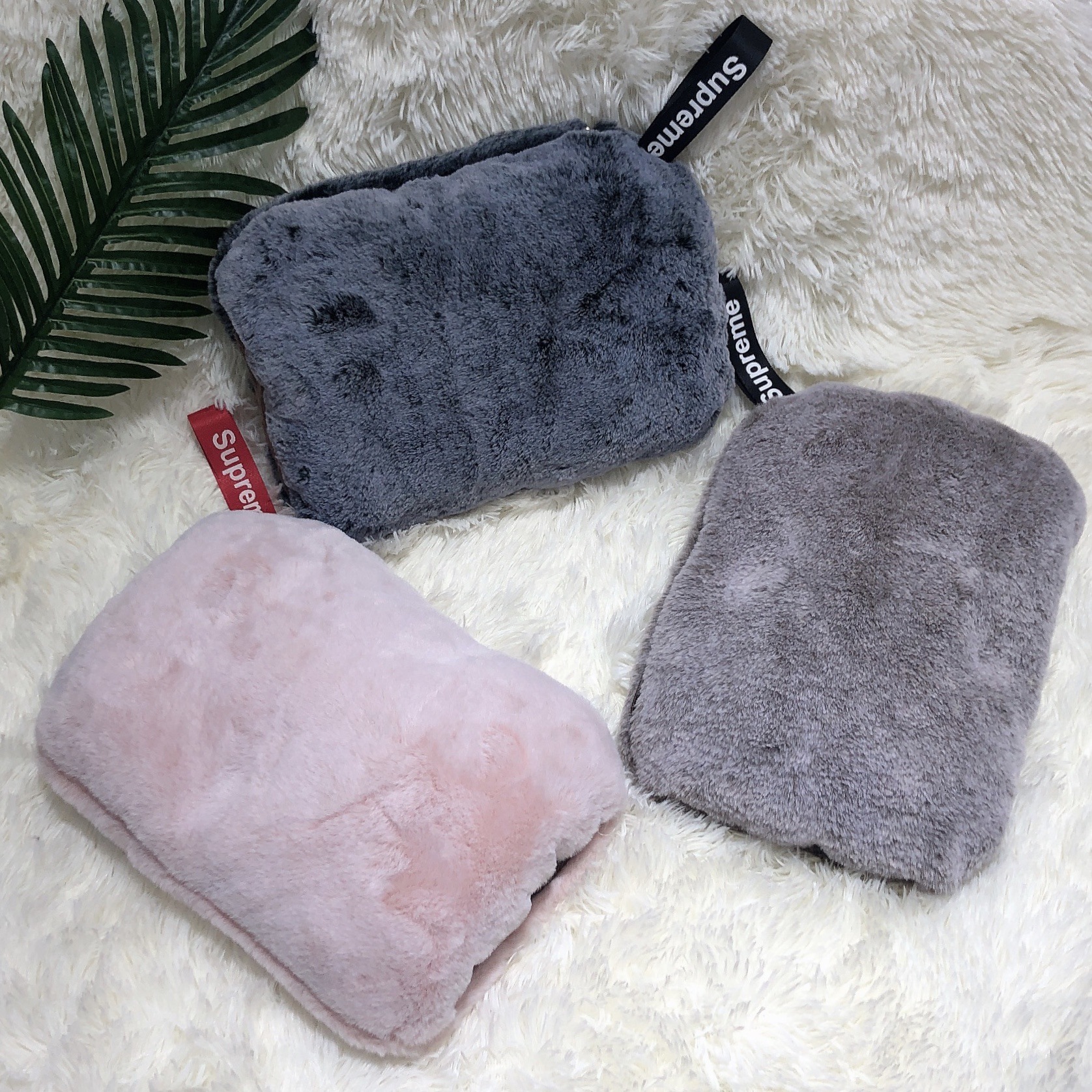 绣花抱枕冬季新款防爆充电可拆洗卡通热水袋暖手宝电热宝暖宝宝