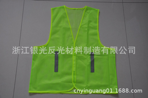 Retroreflective safe vest