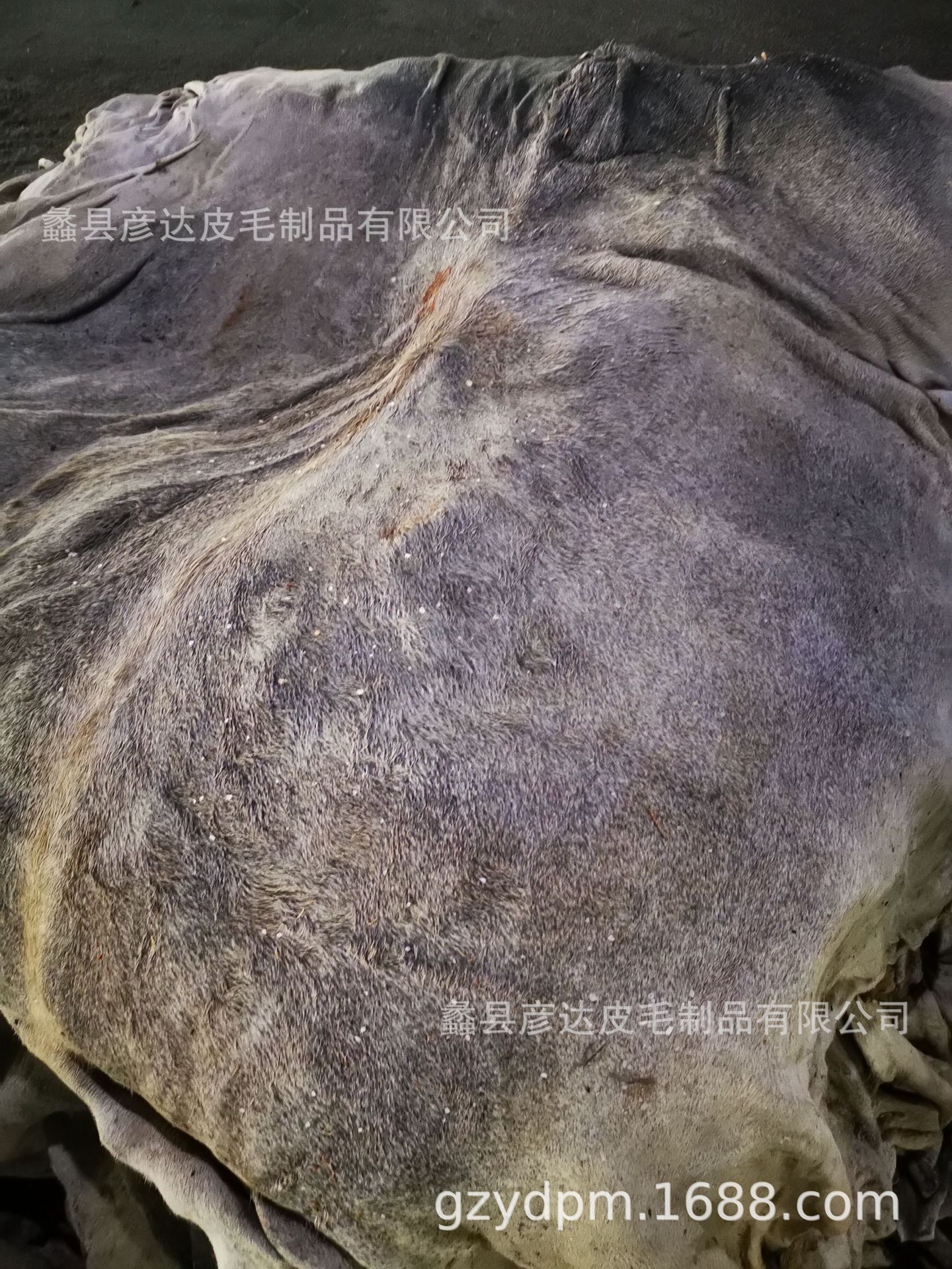 蒙古马毛靴子皮毛辅料灰色杂色豹纹点量大优惠