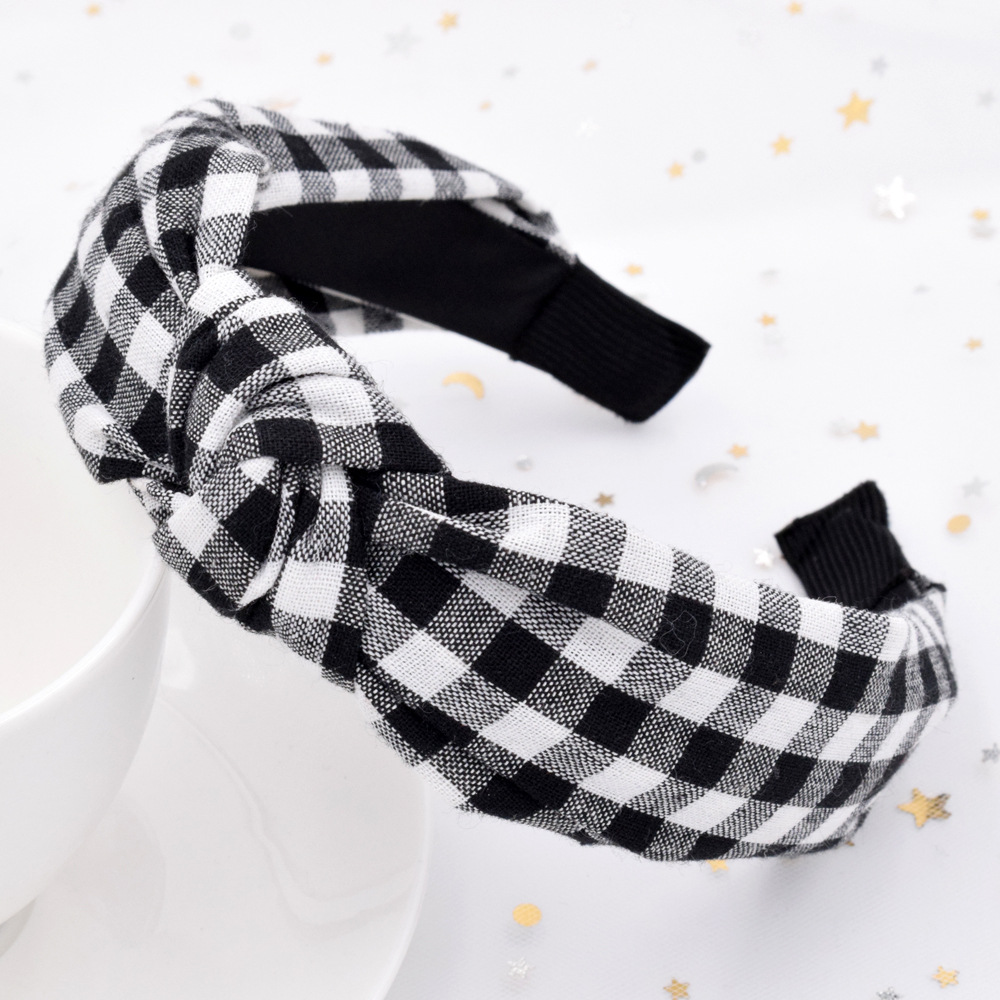 Classic Plaid Striped Korean Plaid Cross-knotted Fabric Color Matching Headband Wholesale display picture 11