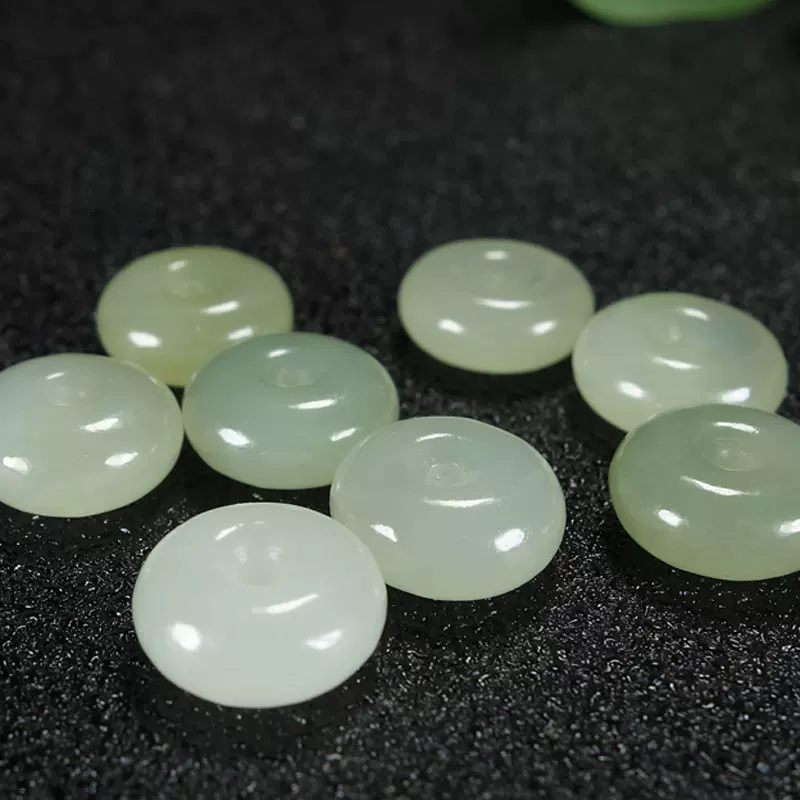 厂家直供 和田青白玉平安扣 玉石DIY饰品 佛珠手串吊坠配饰半成品