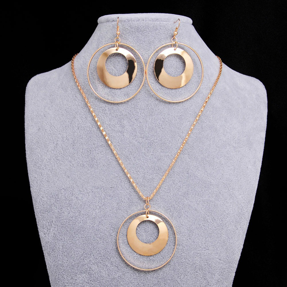 Jewelry Set Close-up