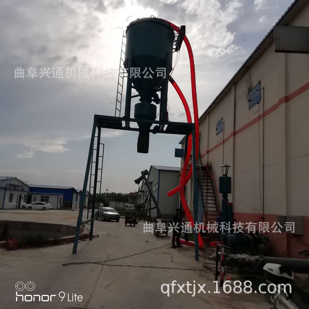 邹城电厂粉煤灰自动装车气力输送机河北自吸水泥粉无尘装车上料机
