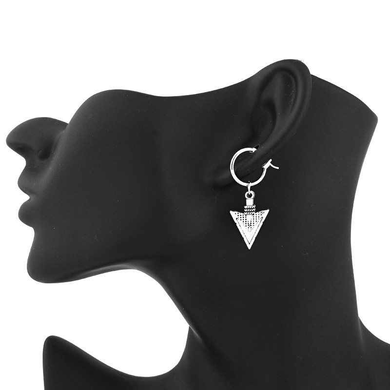 Hot Sale At  Retro Punk Ancient Silver Triangle Pendant Earclip Earrings European Ethnic Style Earrings display picture 6