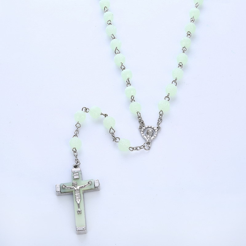 Alloy Material Retro Simple Style Cross Arylic Alloy Pendant Necklaces Wholesale
