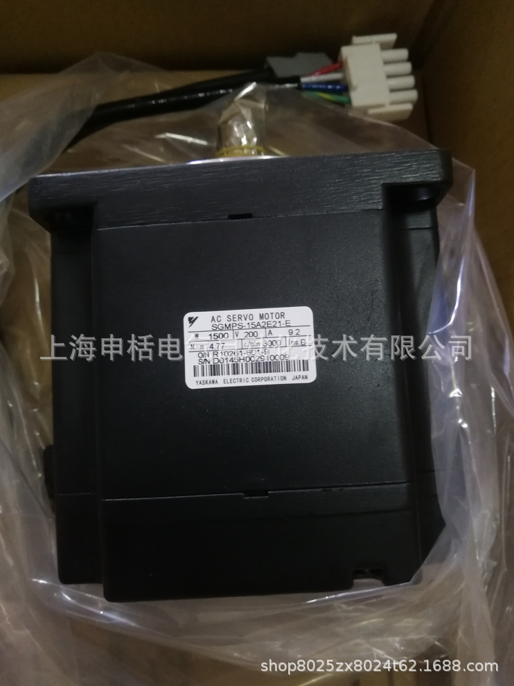 SGMPS-15ACA61-E安川伺服电机质保一年欢迎询价，包邮