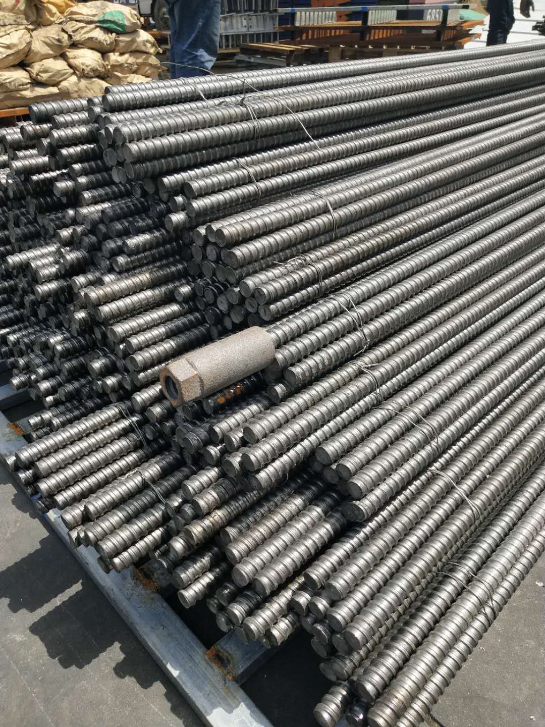 梯形扣丝杆D20梯形丝杠山形母   T型扣丝杠 模板拉杆