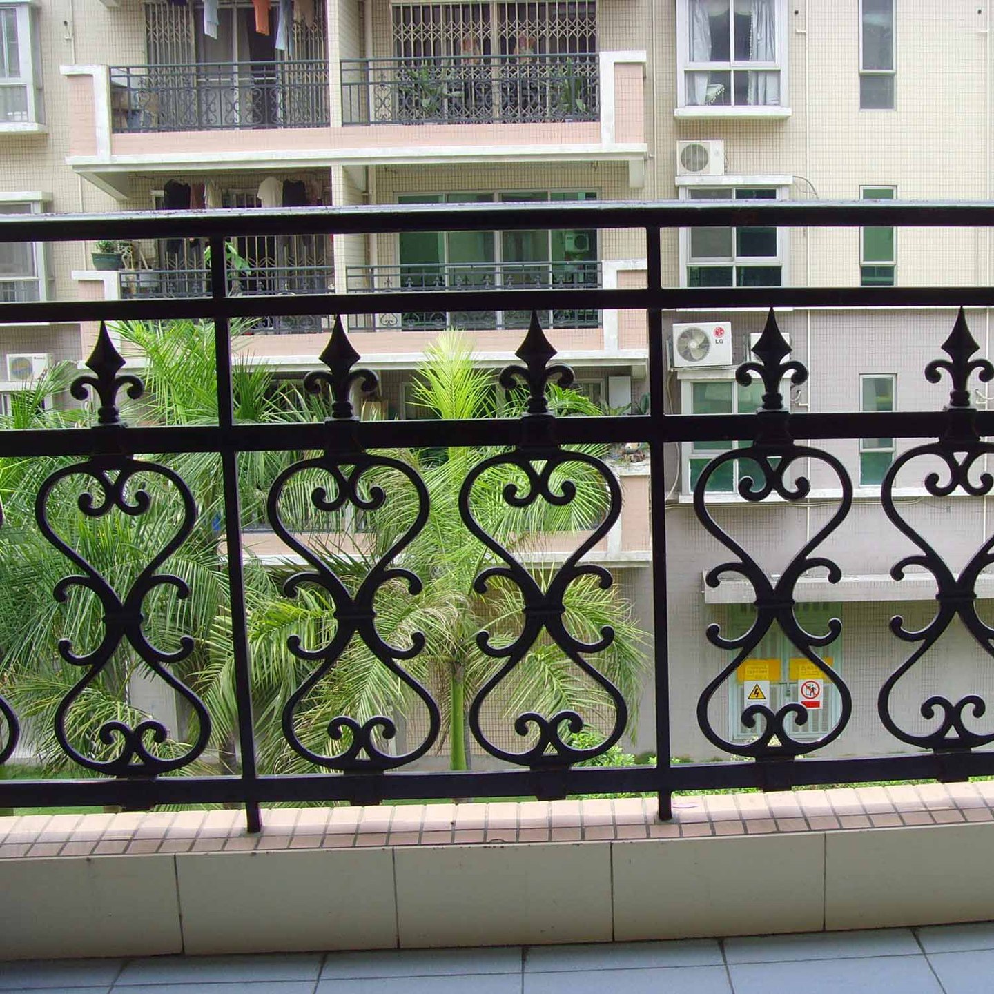 批发尺寸临朐阳台护栏 阳台护栏批发阳台防护栏隔离栏 安全防护