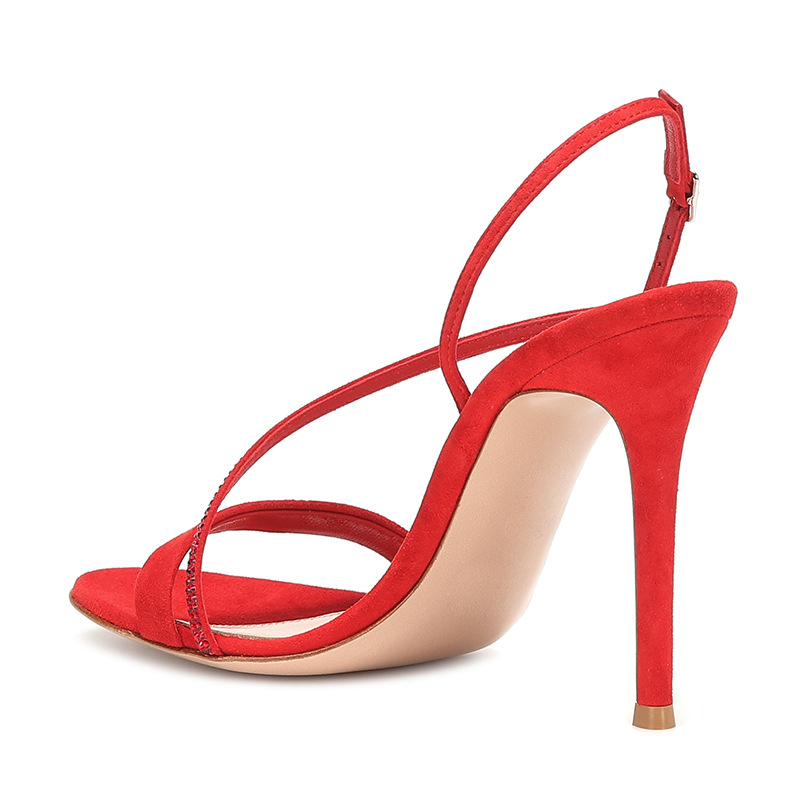 red heels (2).jpeg