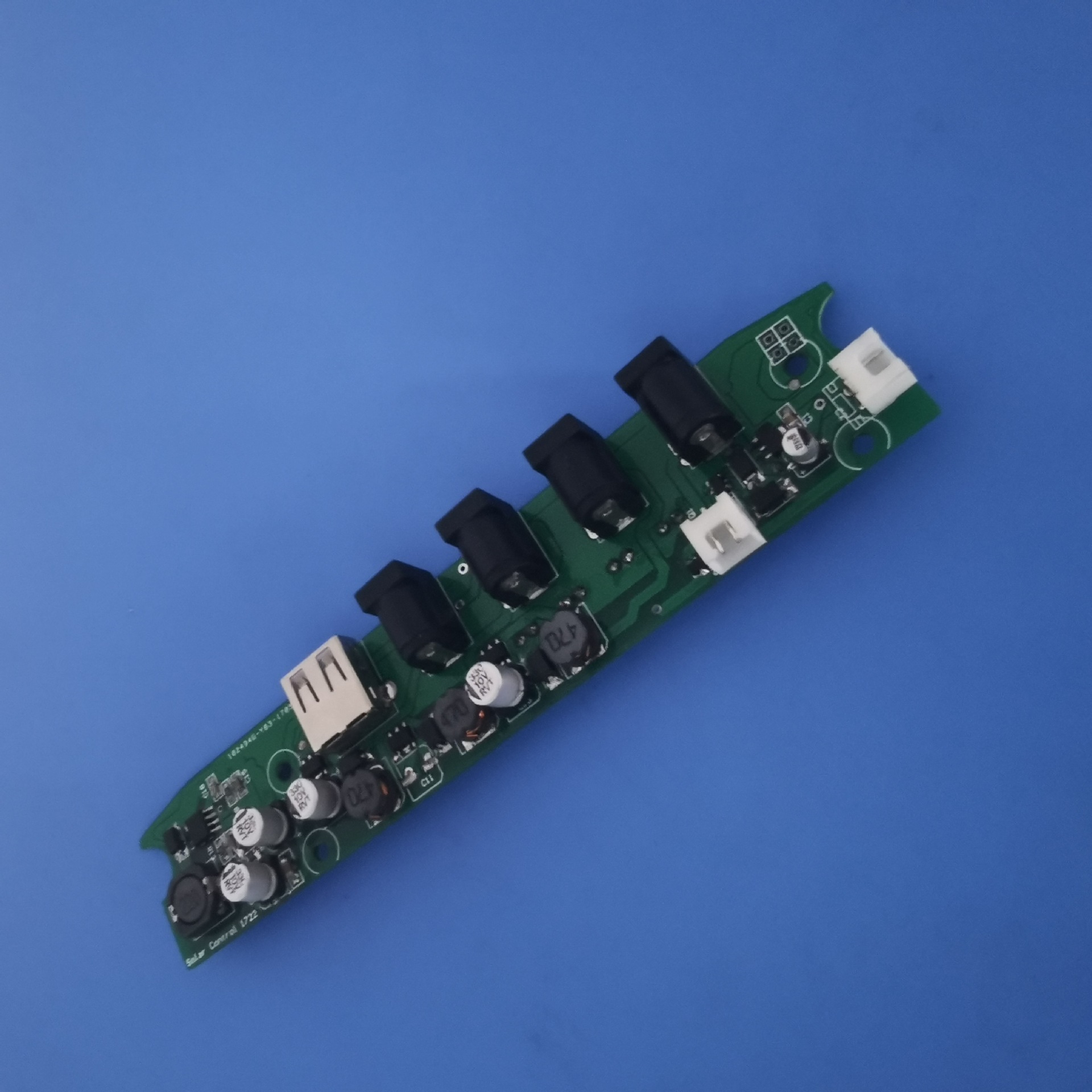 太阳能充电宝模块 充电控制线路板 USB接口 LED照明功能