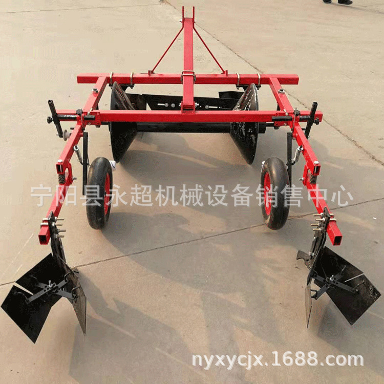 起垄铺膜机 四轮车带起垄机草莓起垄机红薯起垄机 起垄铺膜一体机