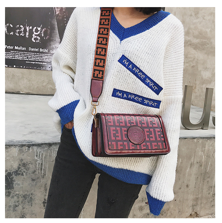 Compact Square Bag