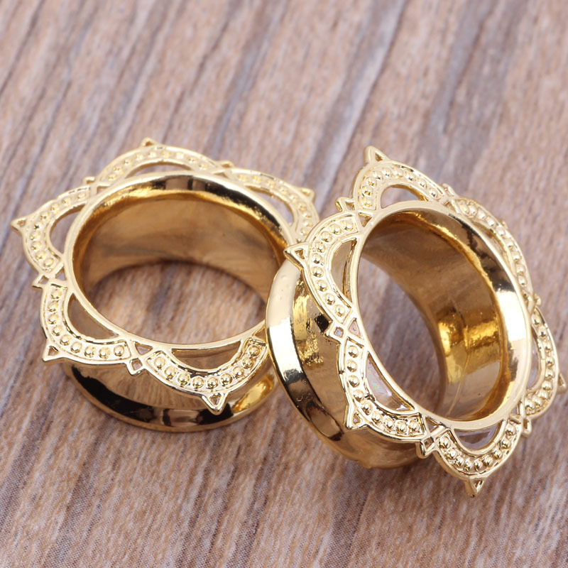Labret piercing jewelry detail image