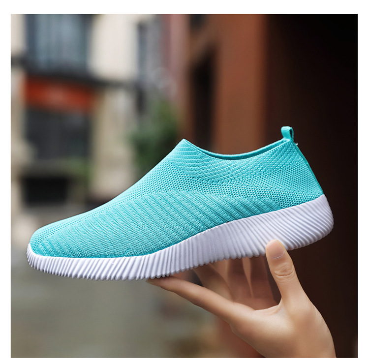 Women's Sports Solid Color Round Toe Sports Shoes display picture 2