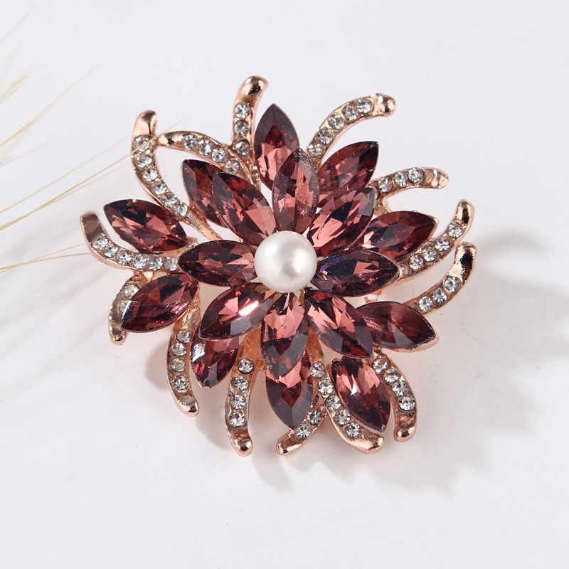 Fashion Flamingo Butterfly Shell Alloy Inlay Artificial Diamond Women's Brooches display picture 8