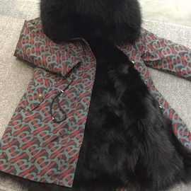 2022秋冬女长款派克服保暖黑色狐狸毛皮草外套新款布搭配一件代发