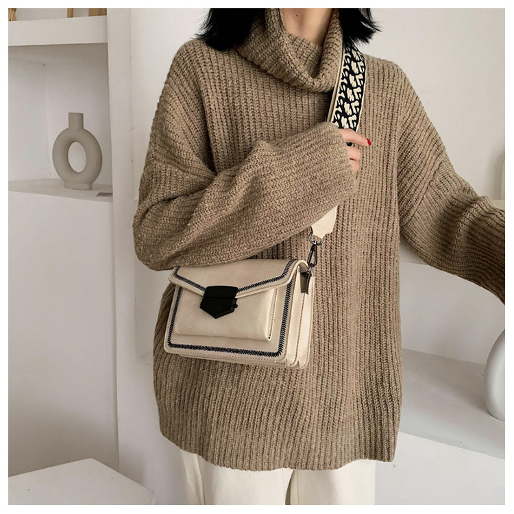 Summer Season Women'S Gender Streetwear Style Square Shape Small Size Women's Small Summer Pu Leather Color Block Streetwear Square Lock Clasp Shoulder Bag